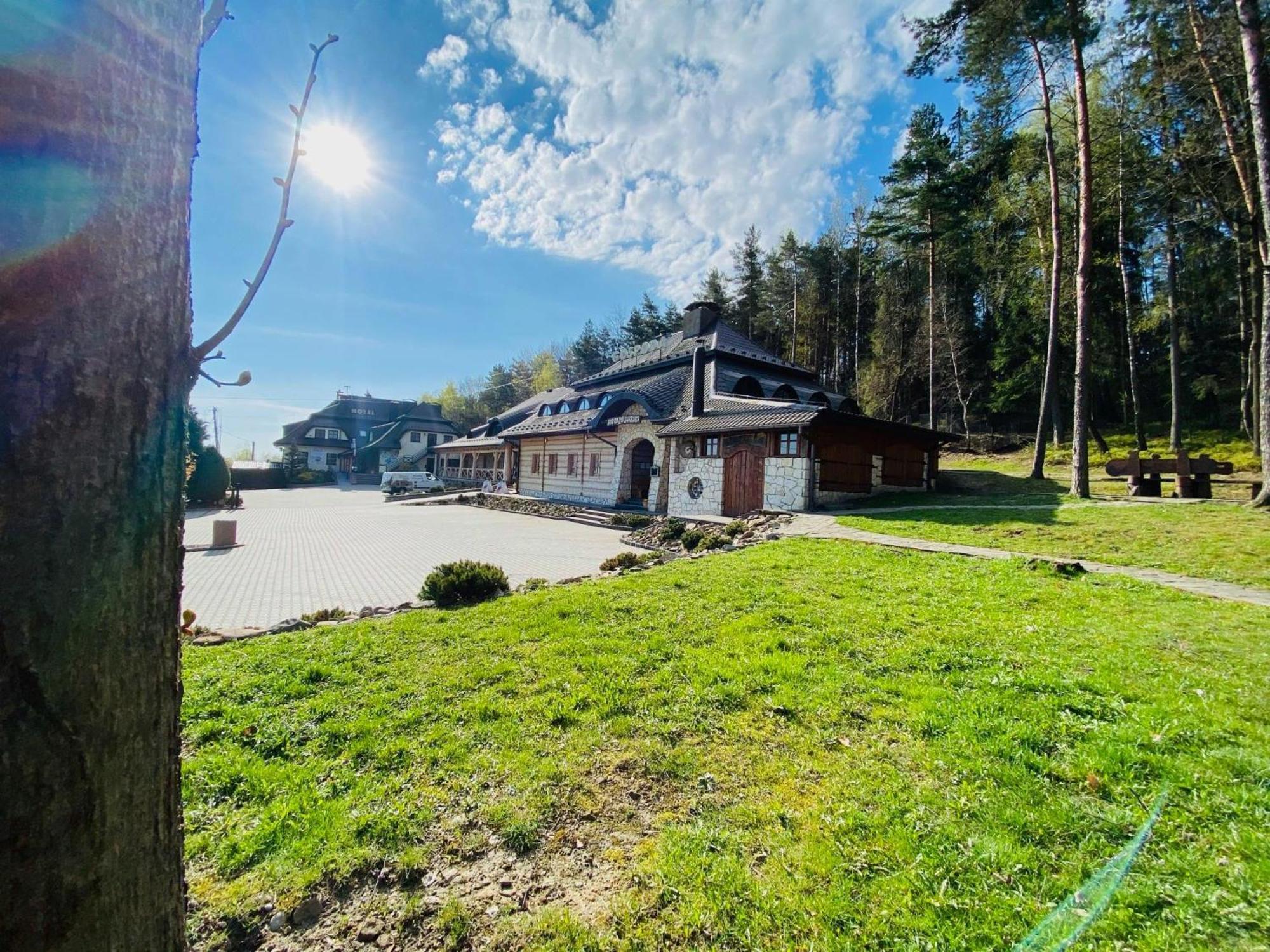 Hotel I Gospoda Pod Kamieniem Lipnica Murowana Esterno foto